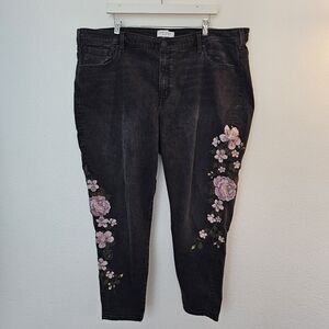 Size 26R Super Stretch Skinny Black Jeans with Embroidery
